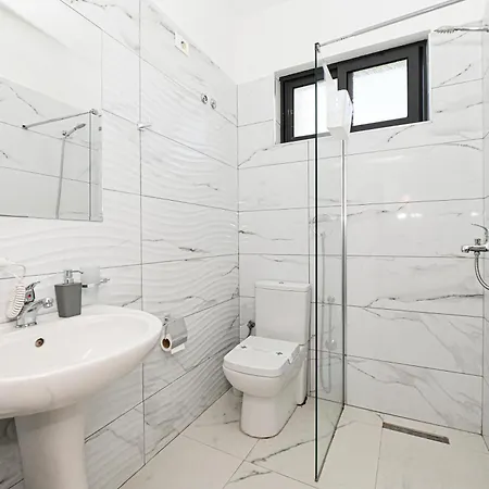 Fama Hotel Škalngur