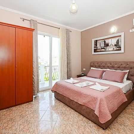 Hotel Fama Shkallnur