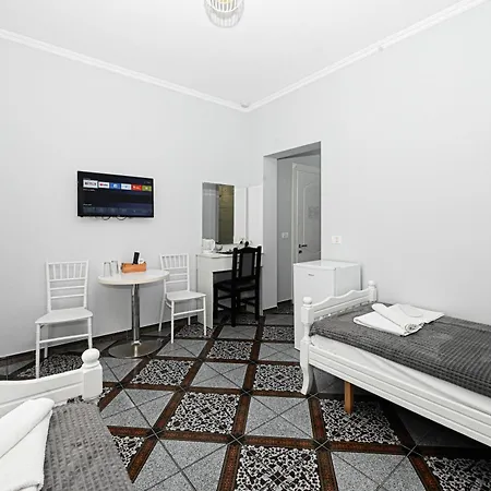 Fama Szálloda Škalngur